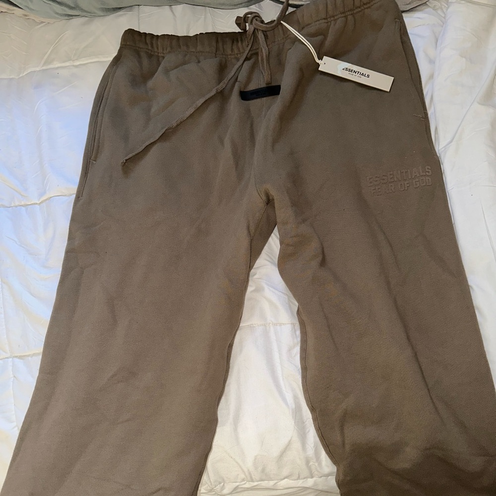 ESSENTIALS
Brown Drawstring Lounge Pants
